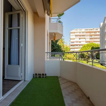 L'ecrin De Douceur Avec 2 Terrasses * 戛纳