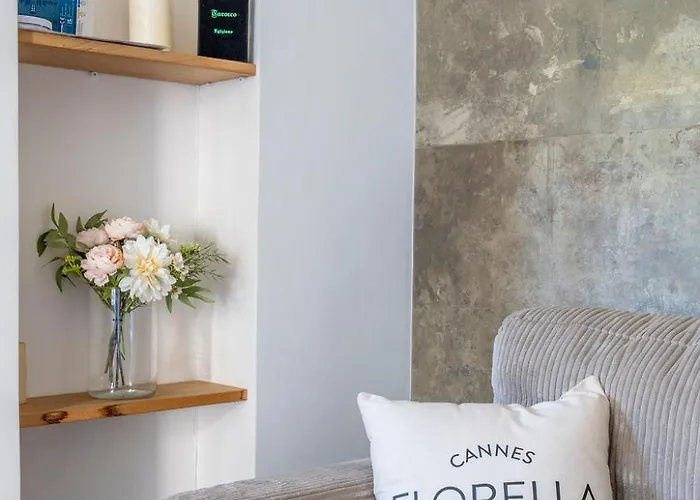 L'ecrin De Douceur Avec 2 Terrasses アパート カンヌ